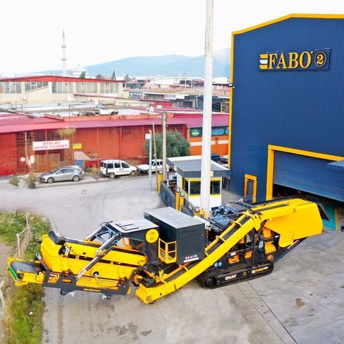 冲击破碎筛选设备 - FTI-130s - Fabo Crushing Screening & Concrete Plants - 移动式 / 紧凑型 / 履带式