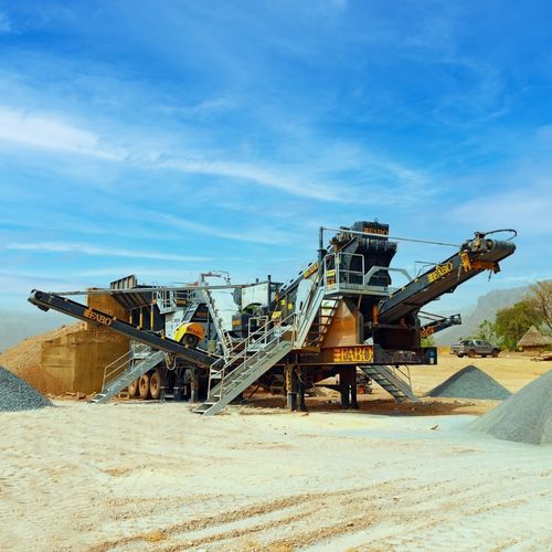 钳口式破碎筛选设备 - MCK-60  - Fabo Crushing Screening & Concrete Plants - 移动式 / 大容量 / 商业