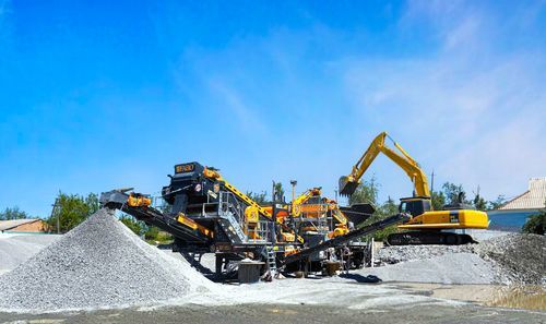圆锥破碎筛选设备 - MCC 300 - Fabo Crushing Screening & Concrete Plants - 移动式 / 石头