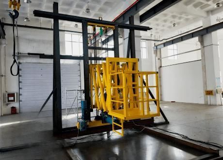 电动提升设备 - Jinan Gradin Machinery Co., Ltd. - 平台 / 纵向 / 用于喷漆间
