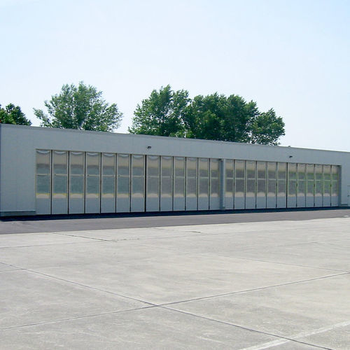 折叠门 - STRONG ST602SF - Schneider Torsysteme Gesellschaft m.b.H - 滑动式 / 钢 / 釉面