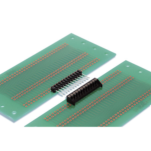 板对板连接器