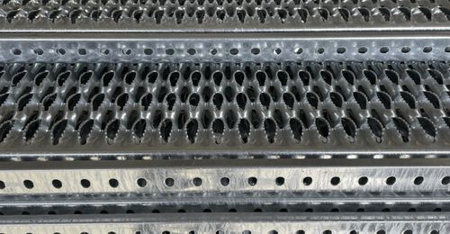 钢格栅板 - NAGÉV RÁCS Kft. / NAGÉV GRATINGS LTD. - 防滑 / 圆形电缆 / 用于软管
