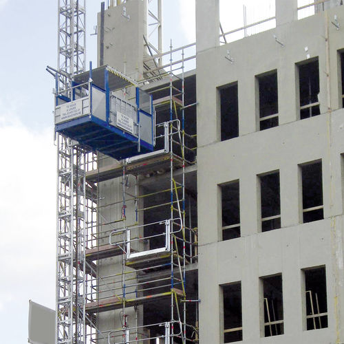 齿条式货运电梯 - Super-Lift LX - Böcker Maschinenwerke GmbH - 用于建筑 / 工程 / 平台式