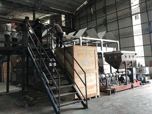 PLC控制生产线 - foshan jct machinery ltd - 触摸屏 / 带混合器 / 分配器用