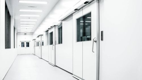 滑动式门 - Gilgen Door Systems AG - 室内 / 自动 / 密封闭合