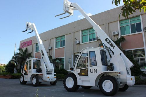 伸缩臂叉车 - HNT35-4 - Fujian Huanan Heavy Industry Machinery Manufacturing Co.,Ltd.