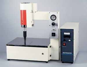 链式线迹缝纫机 - SeamMaster® 10 - Sonobond Ultrasonics - 单针头 / 单线 / 花样