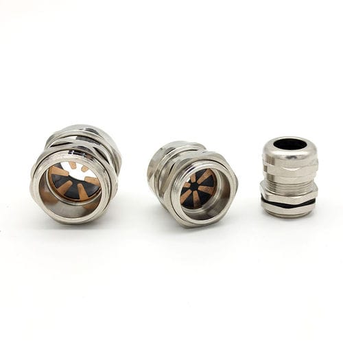EMC屏蔽电缆接头 - JX-D.G series - YUEQING JIXIANG CONNECTOR CO., LTD - 镀镍黄铜 / IP68 / 螺纹
