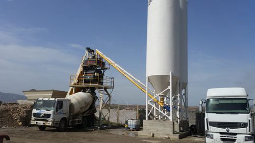 紧凑型混凝土搅拌站 - UC100 - Umman Concrete Batching Plants - 半移动式 / 连续 / 特种