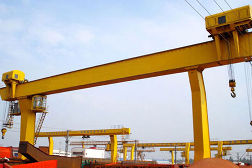 轨道龙门吊 - Henan Kuangshan Crane Co., Ltd. - 焊接 / 钢