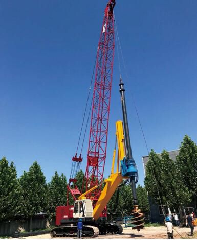 深孔钻机 - SD2200 - SINOVO HEAVY INDUSTRY CO., LTD. - 履带式 / 旋转 / Caterpillar