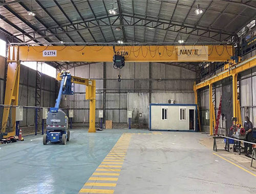 轨道半门式起重机 - Hangzhou Nante Machinery Co., Ltd. - 悬挂式 / 轻型