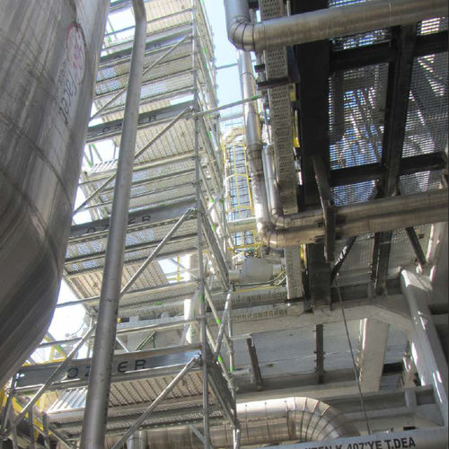 固定脚手架 - UNISCAFF - OZLER FORMWORK AND SCAFFOLDING SYSTEMS - 外墙 / 模块化