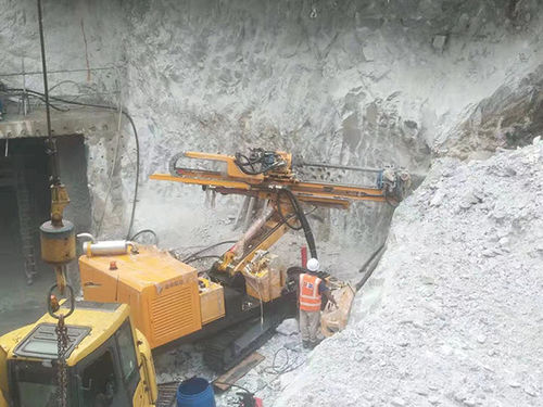 隧道加固钻机 - YGL-180G - WUXI JINFAN DRILLING EQUIPMENT CO.,LTD. - 土工学 / 槽孔 / 深孔