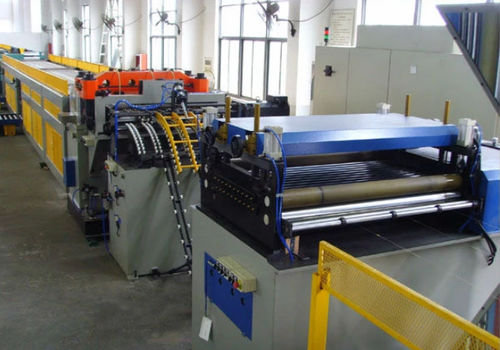 冲头式切割流水线 - HL1200BS7 - Hengli CNC TechnologyCo., Ltd - 用于金属 / 片材 / 线圈