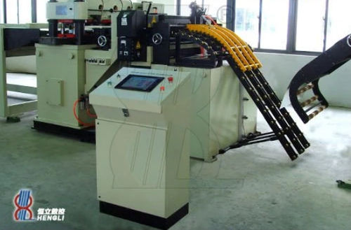 冲头式切割流水线 - HL1200BS5 - Hengli CNC TechnologyCo., Ltd - 用于铝 / 线圈 / 带数码辅助