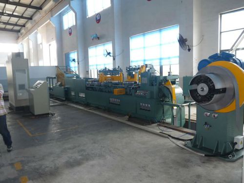 校直横切流水线 - HL-HJ series - Hengli CNC TechnologyCo., Ltd - 用于金属 / 线圈 / 片材