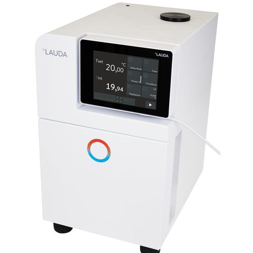 循环式恒温槽 - PRO P 2 E - LAUDA DR. R. WOBSER GMBH & CO. KG - 数码显示屏 / 紧凑型 / 用于实验室应用