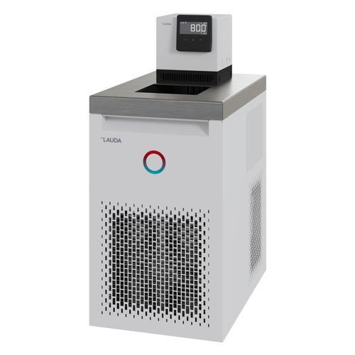 冷藏恒温槽 - Universa U 830 E - LAUDA DR. R. WOBSER GMBH & CO. KG - 数码显示屏 / 循环式 / 自动