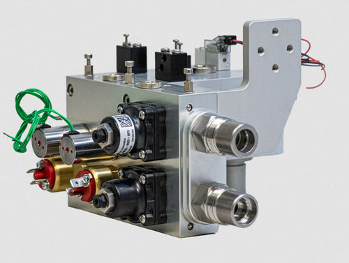电磁阀阀组 - Air Engineering Controls Ltd - 多通道 / 用于医疗设备 / 用于空气