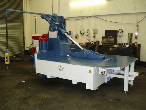 金属打包压缩机 - McIntyre Mantis - JMC Recycling Systems Ltd - 用于废铁 / 垂直 / 侧边装载式