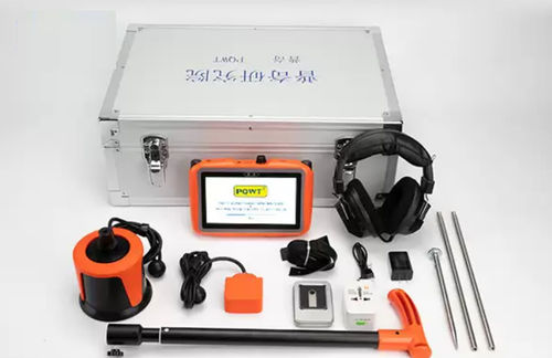 水泄漏感应器 - PQWT-L2000 - Hunan Puqi Geologic Exploration Equipment Institute (Common Partnership) - 便携式 / 数字显示 / 用于管道