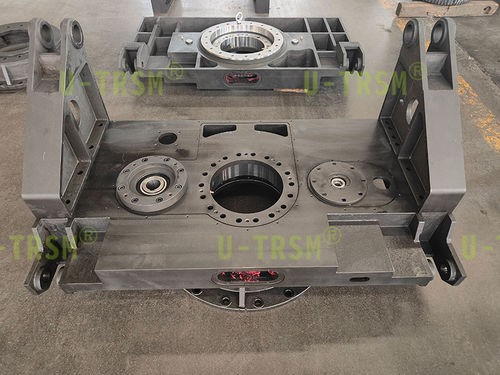 蜗杆回转驱动装置 - 2-S-II-O-0315-2    - Unique Transmission Equipment(Luoyang)Co., LTD - 双