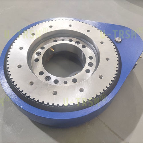 大扭矩回转驱动装置 - S-I-O-0260 - Unique Transmission Equipment(Luoyang)Co., LTD