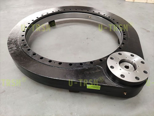 紧凑型回转驱动装置 - S-II-O-0741 - Unique Transmission Equipment(Luoyang)Co., LTD