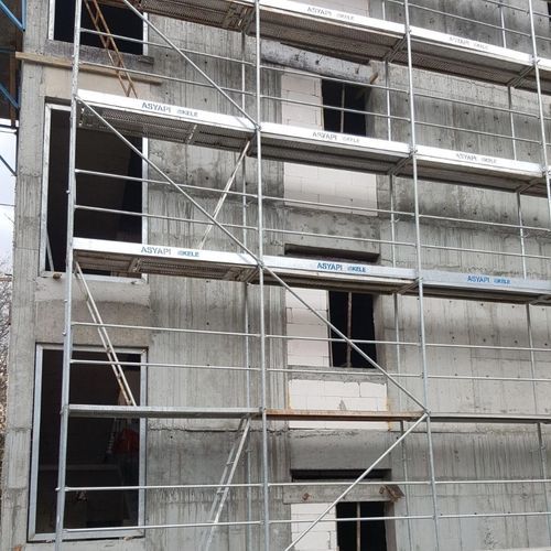 固定脚手架 - ASYAPI scaffolding - 外墙 / 带有楼梯