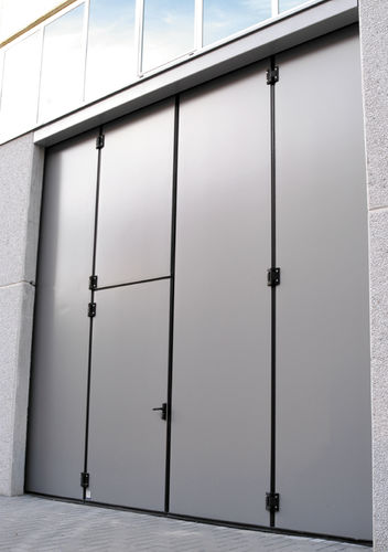 折叠门 - Mod HINGE  - Moreschi Chiusure Industriali S.r.l. - 库房 / 用于汽车工业 / 用于矿产工业
