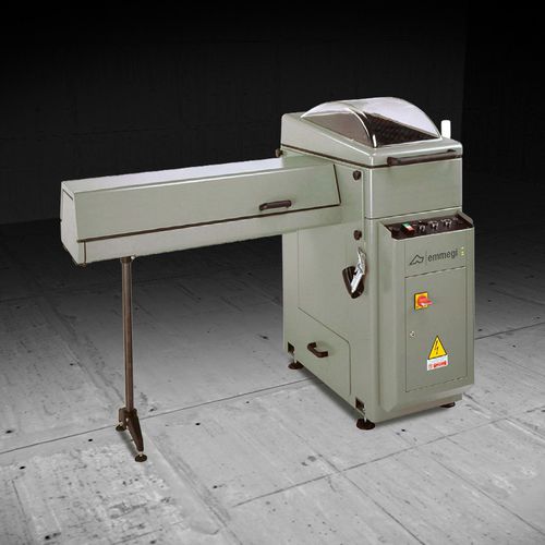 多角度端面铣床 - LILLIPUT series - Emmegi Group - 自动 / 气动 / 用于 PVC 型材