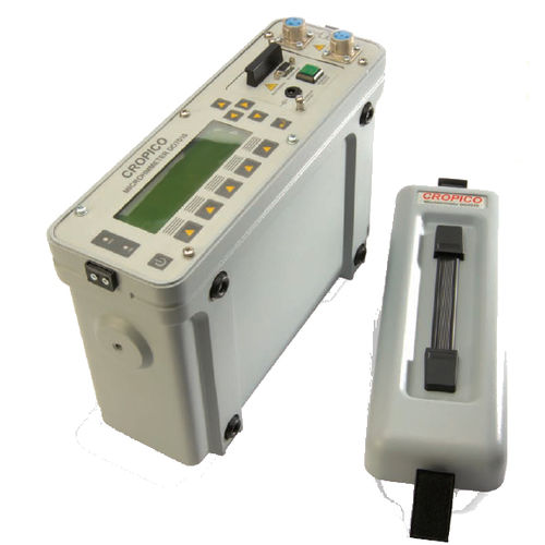 数字微欧姆表 - DO7010 - Seaward - 便携式 / 4 线式 / 低电阻型