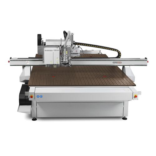 CNC数控镂床 - NOTUS  - COMAC s.r.o. - 3轴 / 多机轴 / 用于木材