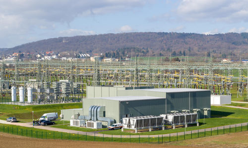 静态同步补偿器 - SVC PLUS® (STATCOM) - Siemens Energy – Power transmission - SVC