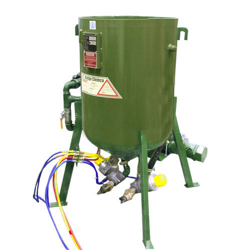 自动喷砂机 - Hodge Clemco - 压力式 / 移动式 / 用于表面处理