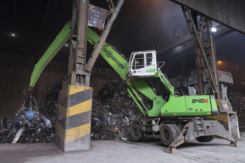 履带式物料处理机 - 840 E series - SENNEBOGEN Maschinenfabrik GmbH/德国SENNEBOGEN - 轮胎式 / 液压 / 电动