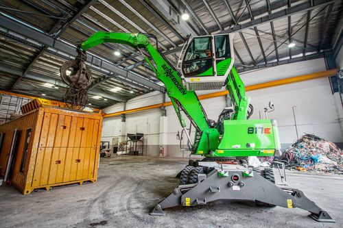 轮胎式物料处理机 - 817 E - SENNEBOGEN Maschinenfabrik GmbH/德国SENNEBOGEN - 液压 / 电动 / 柴油机