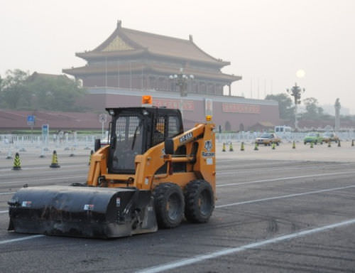 紧凑型装载机 - 3.2 Ton | HT65A - Zhejiang Hero Time Machinery Co., Ltd.