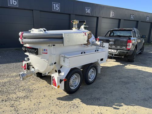 移动式吸气设备 - M-VAC 1500 - Altro-Tec GbR - 带真空泵