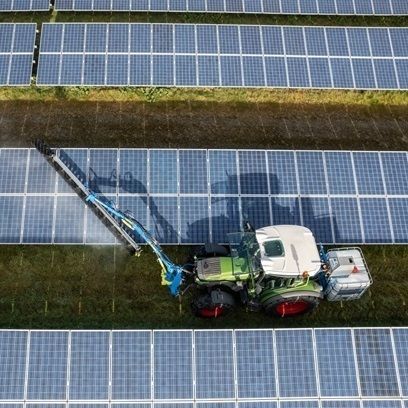 太阳能面板清洁系统 - TrackFlex - SunBrush mobil GmbH - 刷式 / 光伏应用 / 移动式