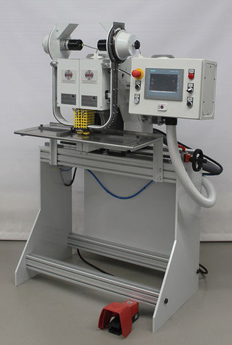 电动扣眼加工机 - 035_02 - Walter Winter Verbindungstechnik GmbH & Co.KG - 自动 / 双效 / 自动供料