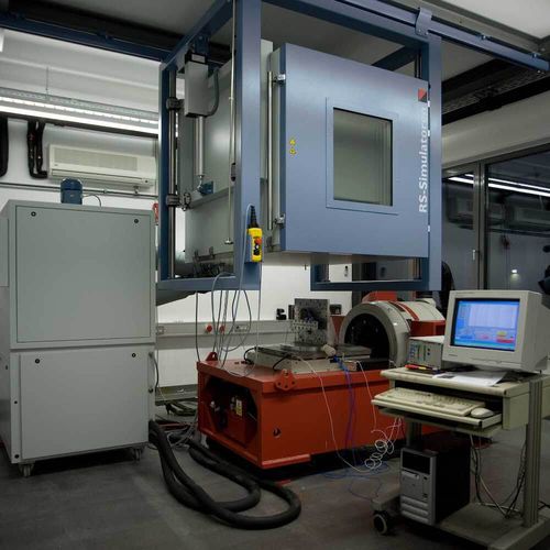 机械振动测试系统 - VT / VK series - RS-Simulatoren Prüf- und Meßtechnik GmbH - 实验室