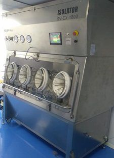 杀菌测试防护型隔离器 - SV series - HANGZHOU GEEVO TECHNOLOGY CO., LTD. - III 级 / 无菌 / 落地