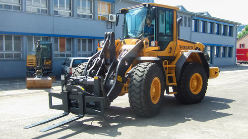 载荷翻料搅拌机 - T351 - KAUP GmbH & Co.KG - 液压