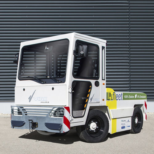 电动牵引车 - EFZ 30 NT ULR  - Volk Fahrzeugbau GmbH - 4轮 / 坐驾式 / 牵引