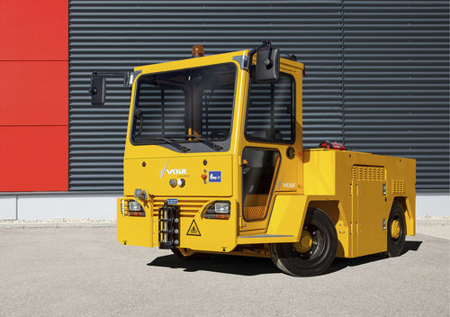 电动牵引车 - EFZ 80 N - Volk Fahrzeugbau GmbH - 4轮 / 坐驾式 / 紧凑型
