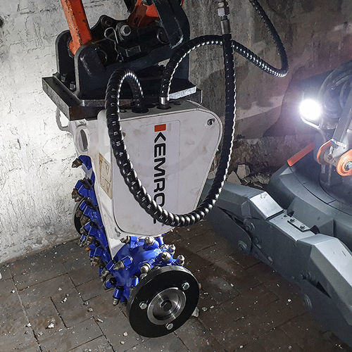 挖掘机用冷铣刨机 - EX 20 HD - KEMROC Spezialmaschinen GmbH - 紧凑型 / 沥青 / 用于混凝土