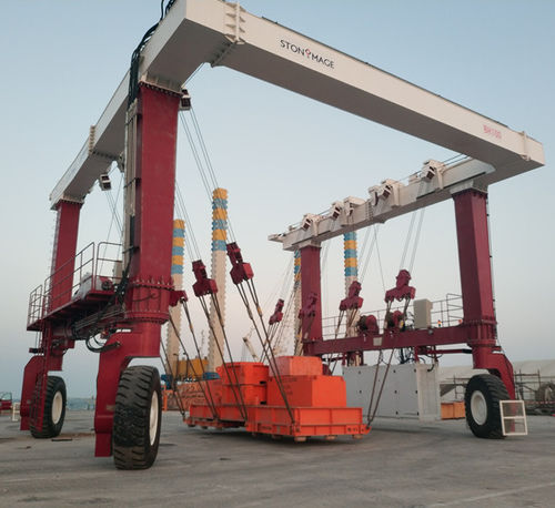 侧向提升龙门吊 - BH series - Xinxiang MAGICART Cranes Co., Ltd - 轮胎式 / 用于预制件工地 / 土建工程